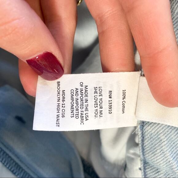 NWT Show Me Your MuMu Brooklyn High Rise Light Wash Raw Hem Jeans - Picture 10 of 10